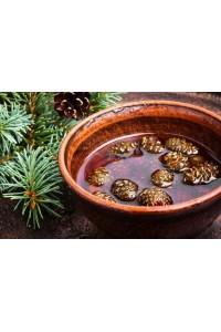 Karaman yöresel ev yapımı doğal kozalak şurubu